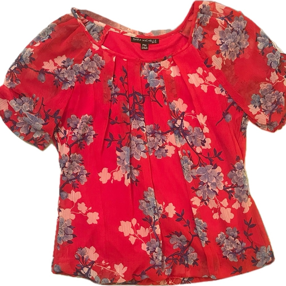 Sarah Michelle Petites Red Lined Floral Short Slv Blouse w Elastic Bottom sz PM